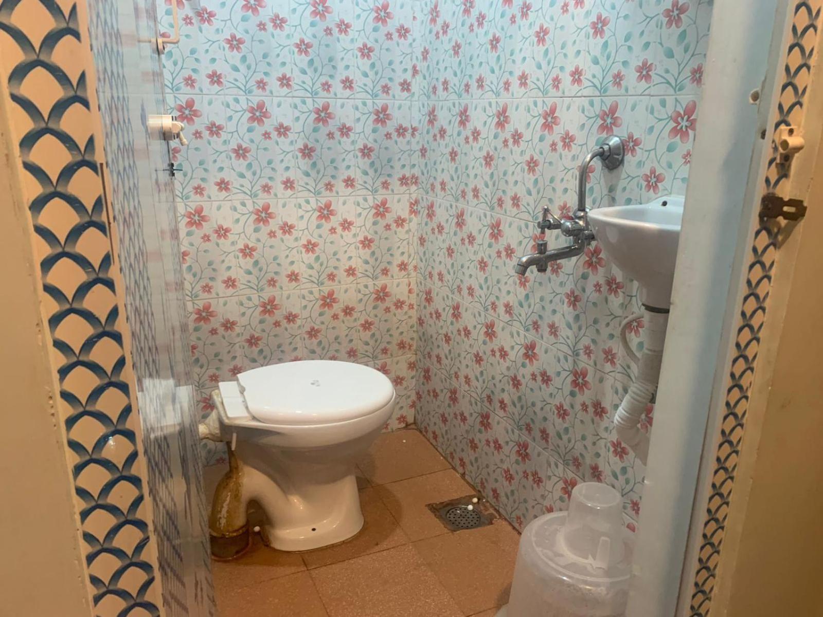 Hotel Sikara, Kumbakonam Dış mekan fotoğraf